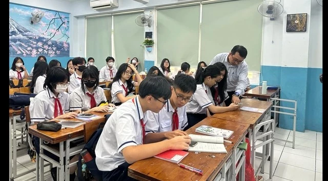 Nhiều Đề Xuất Về Thu Nhập Và Chính Sách Cho Giáo Viên Tại TP.HCM