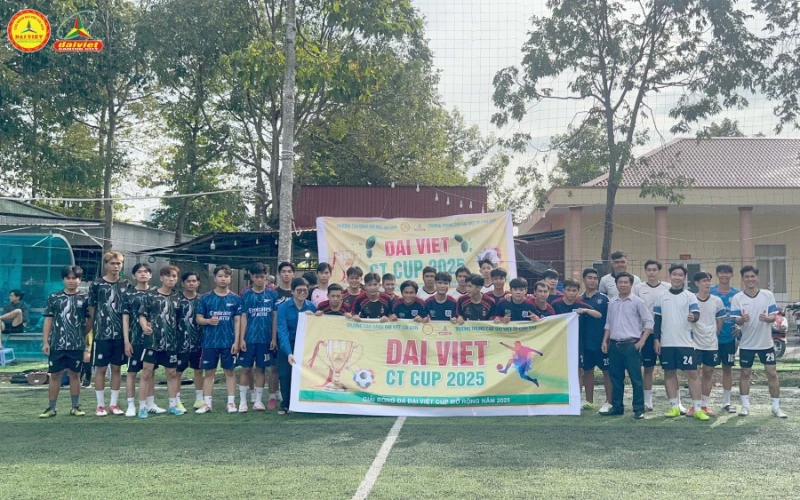 Sôi Nổi Giao Lưu Bóng Đá Sinh Viên 2025 – Đại Việt Cần Thơ