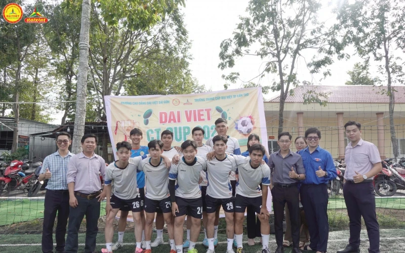 Sôi Nổi Giao Lưu Bóng Đá Sinh Viên 2025 – Đại Việt Cần Thơ