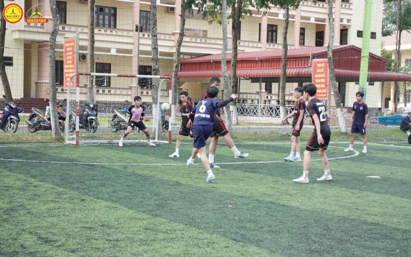 Sôi Nổi Giao Lưu Bóng Đá Sinh Viên 2025 – Đại Việt Cần Thơ