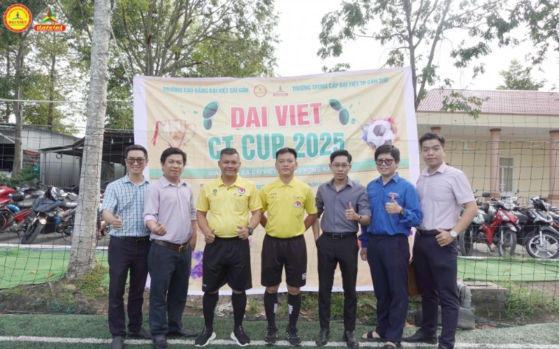 Sôi Nổi Giao Lưu Bóng Đá Sinh Viên 2025 – Đại Việt Cần Thơ