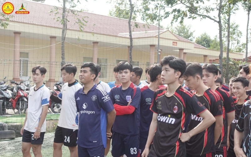 Sôi Nổi Giao Lưu Bóng Đá Sinh Viên 2025 – Đại Việt Cần Thơ