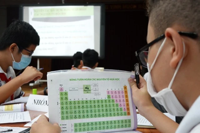 Thời của Trí Tuệ Nhân Tạo và Những Ưu Tiên Mới trong Giáo Dục Học Sinh