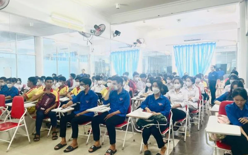 Triển khai phong trào Học sinh 3 rèn luyện tại Trường Cao Đẳng Đại Việt Sài Gòn Cơ Sở Cần Thơ