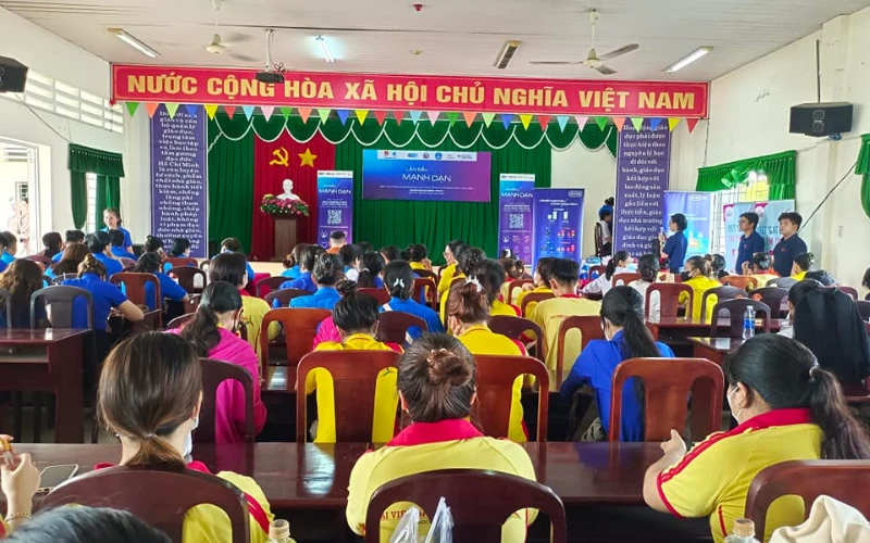 Triển khai phong trào Học sinh 3 rèn luyện - Trường Cao Đẳng Đại Việt Sài Gòn Cơ Sở Cần Thơ