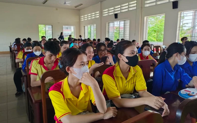 Triển khai phong trào Học sinh 3 rèn luyện - Trường Cao Đẳng Đại Việt Sài Gòn Cơ Sở Cần Thơ