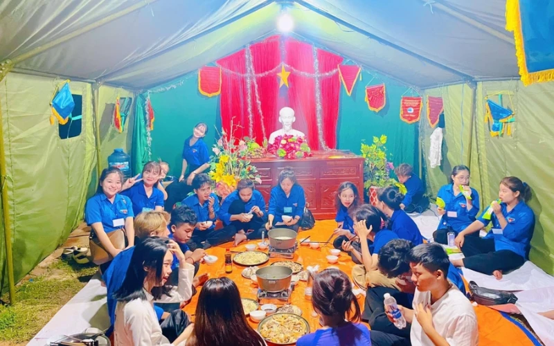 Tuổi Trẻ Đại Việt Tham Gia Hội Trại Truyền Thống 22/6/2023