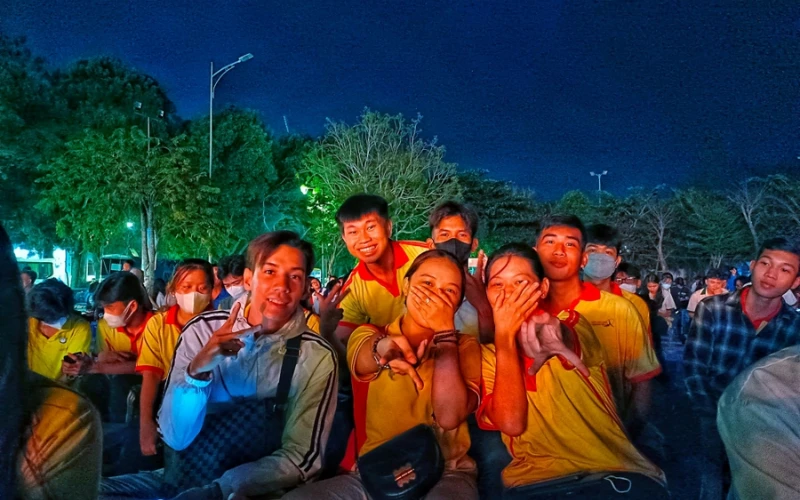 Vọng Cổ Quê Hương – Niềm Tự Hào Dân Tộc Trong Sinh Viên Đại Việt