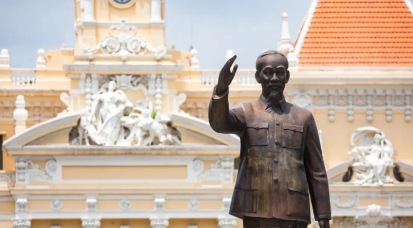 Hồ Chí Minh Với Vấn Đề Đoàn Kết Của Thanh Niên