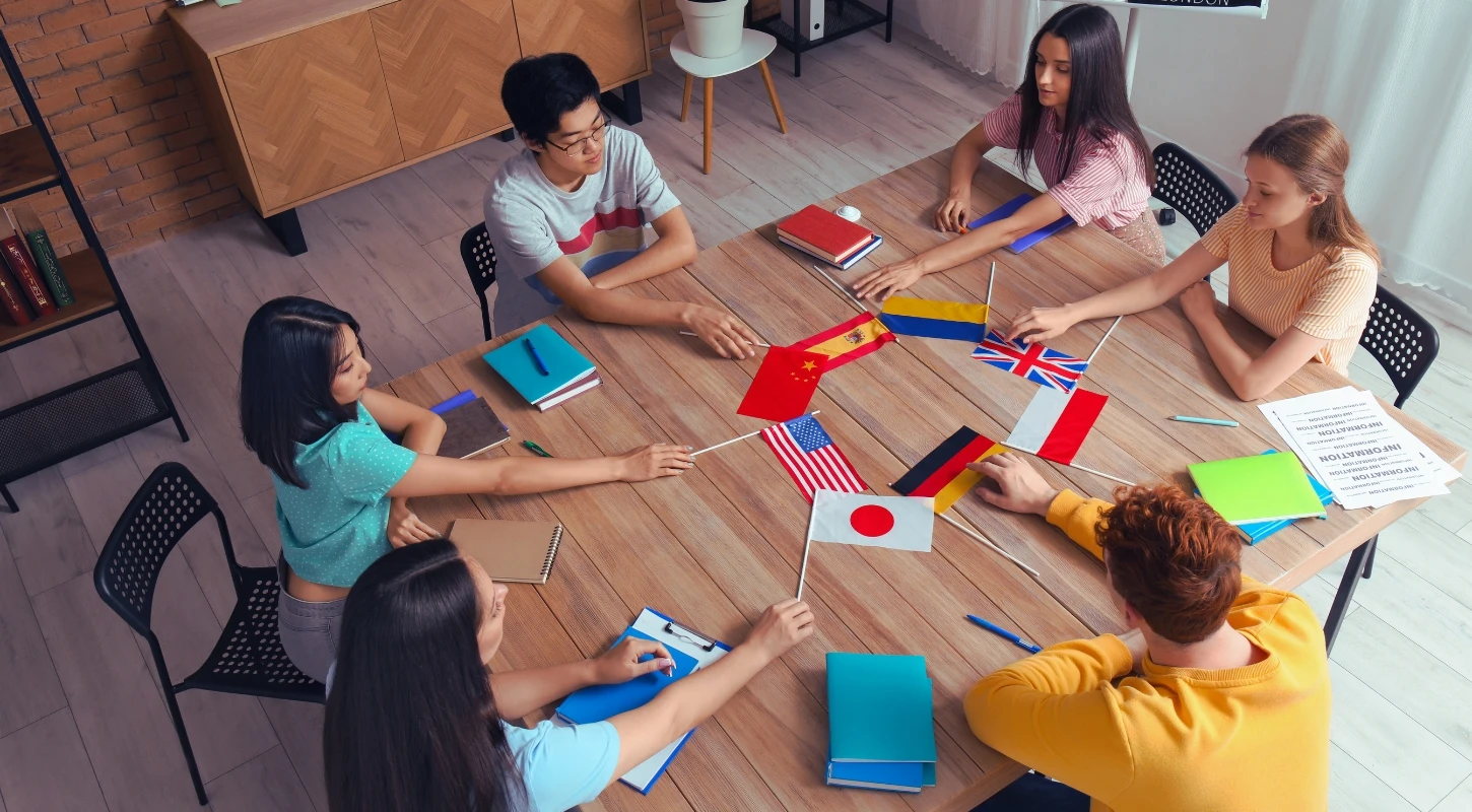 Tại sao bạn nên học Ngoại ngữ?