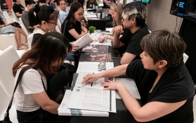 Bí Quyết Chinh Phục Học Bổng Du Học: Không Chỉ Là IELTS – Góc Nhìn Từ Sinh Viên Trường Cao Đẳng Đại Việt Sài Gòn Cơ Sở Cần Thơ Khoa Y Dược