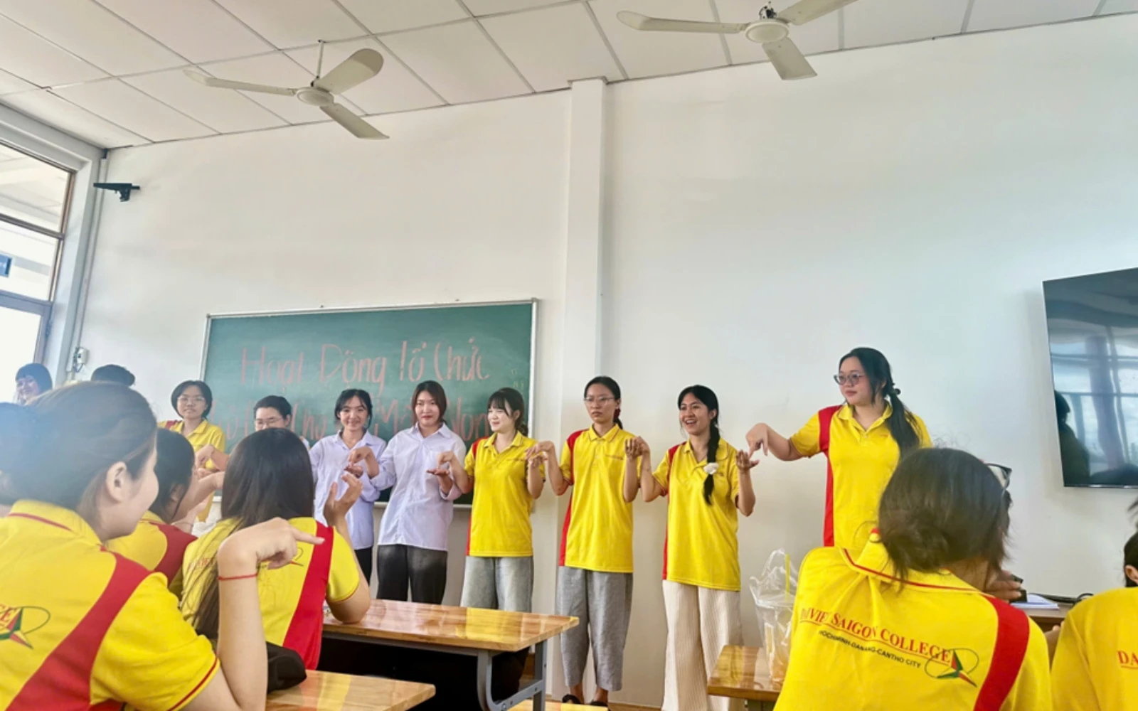 KHOA ĐẠI CƯƠNG - KỸ NĂNG ĐẠI VIỆT CẦN THƠ: 15 NĂM ĐỒNG HÀNH CÙNG HỌC SINH, SINH VIÊN