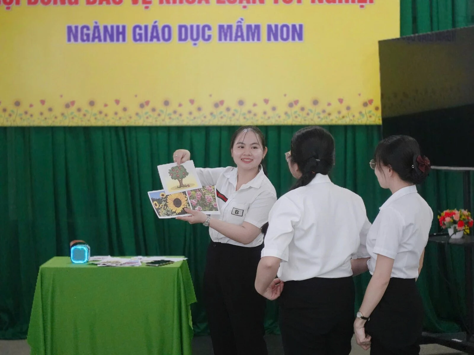 KHOÁ LUẬN TỐT NGHIỆP BƯỚC NGOẶT CỦA SINH VIÊN NGÀNH GIÁO DỤC MẦM NON TẠI ĐẠI VIỆT CẦN THƠ