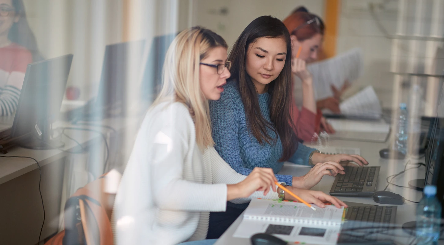 Tin Học Văn Phòng – “Ngôn Ngữ” Quan Trọng Chẳng Kém Tiếng Anh