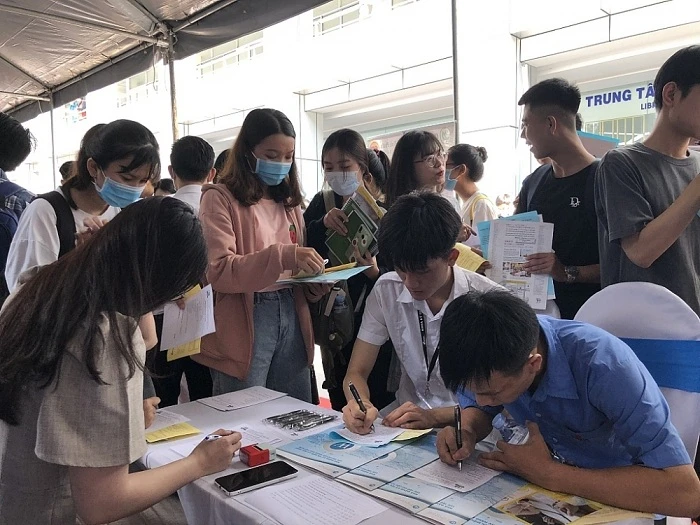 Điểm Qua Top 5 Trung Tâm Giới Thiệu Việc Làm Cần Thơ Uy Tín